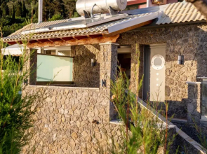 Black Rocks Luxury Seafront Suite - NEW, final photos will be uploaded soon - Original may have some differences in colours and or items