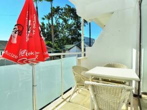 Tropic Beach Club Side