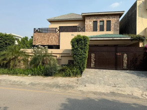 Sundas Lodge