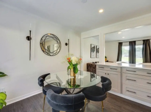 Modern Richmond Home w/ Deck, Close to Downtown!