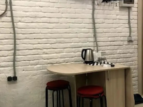 Апартаменты в центре на ул. Пологой, 17