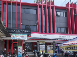 RedDoorz near Art Centre Bali