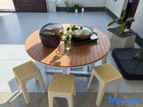 Hai Tan Ninety-Eight Number Inn