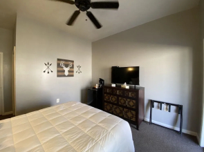 Copperhead Lodge and Resort Cabin Rentals