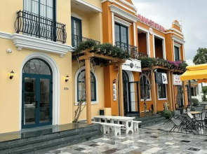 PRS Golf Villa