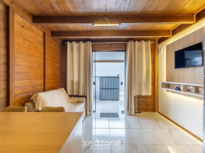 Comfortable and Sophisticated Accommodations Just Minutes From the Beach - VIL