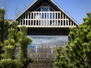 Icestay Cabins