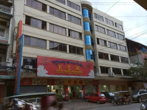 Peace Residence Hotel