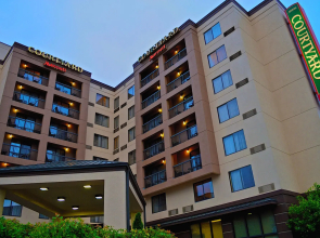 Courtyard By Marriott Vanderbilt-West End