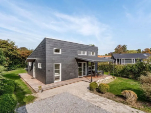 "Ilkka" - 175m from the sea in Sealand
