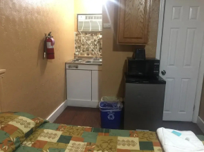 Surf Comber Motel