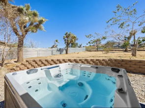 Starlight Ranch - Hot Tub, Fire Pit & Grill 3 Bedroom Home