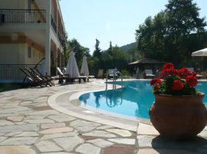 Villa Riviera
