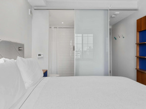 Motto by Hilton Washington DC City Center