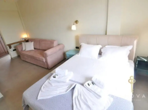 Zennova 61 Boutique Studio in Nikiti