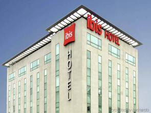 ibis Mumbai Airport Hotel