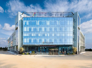 Ramada Encore by Wyndham Linyi