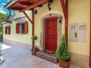 Beautiful Home in Moscenicka Draga With Wifi and 2 Bedrooms