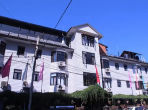 Hotel Meera