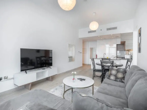 Luxury 1-bedroom in Dubai Marina That Sleeps 2