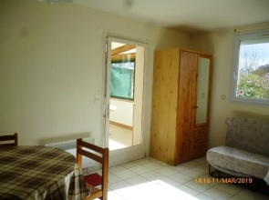 House With 2 Bedrooms in Vanne, With Furnished Garden and Wifi