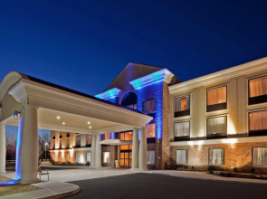 Holiday Inn Express Suites Clifton Park by IHG