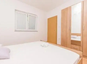 Apartments Rosanda 508