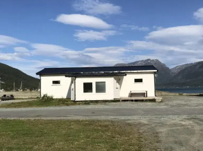 Løkvollstranda camping As