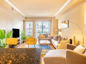 Executive Suite With Pool & Gym