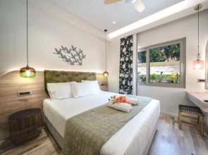 Oleas Suite Earth Private Pool