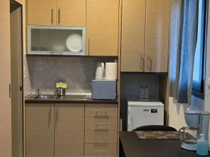 Avr Deluxe Suites 4 Airport Free Shuttle