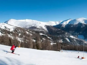Ski-in-Ski-Out Hotel Garni Berghof