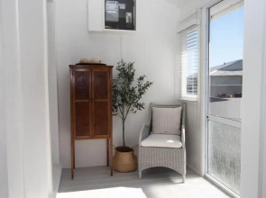 Blue Water Cottage - By The Sea