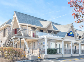 Days Inn by Wyndham Springfield/Phil.Intl Airport