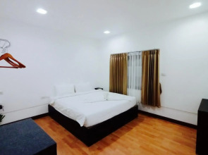 Basic Line Hotel at Loikroh