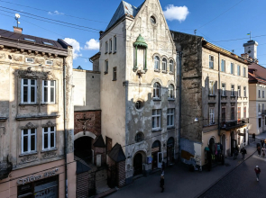 Краківська 17