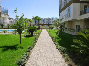 Emerald Green Residence