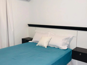 StayHere! Fique aqui! Apartamento 2/4 mobiliado no Costa Azul :-)
