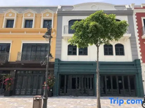 Longs Beach House Hồ Tràm - Beachfront Sea View Villa