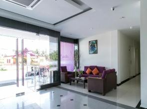 OYO Premium Jalan Pantai Tengah