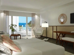 Yadis Imperial Beach & Spa Resort