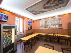 Alessandro Downtown Hostel