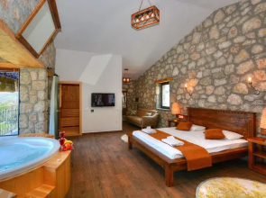 Private Villa Oliver With View Ideal Spot for a Honeymoon or Romantic Trip