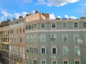 Eleonora'S House