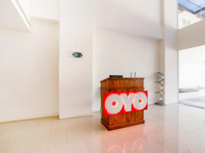 OYO 2942 Apartement River View Jababeka