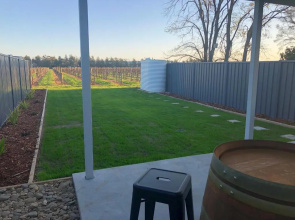 Milawa Vineyard Views - Guesthouse 2