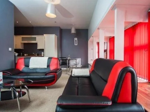Cathedral Apartments By The City Suites