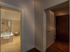 Boutique Residence by Little King