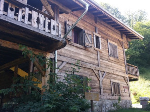 Chambres d'Hôtes Chalet De La Source