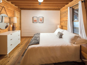 Red Feather Cabins 250